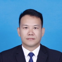 張乾靖（黨支部組織委員、副校長(zhǎng)）